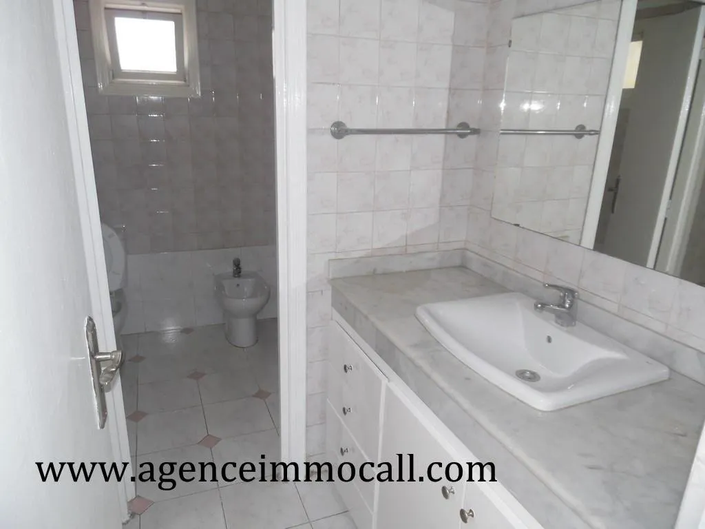Villa à louer au quartier SOUISSI-Rabat - الرباط