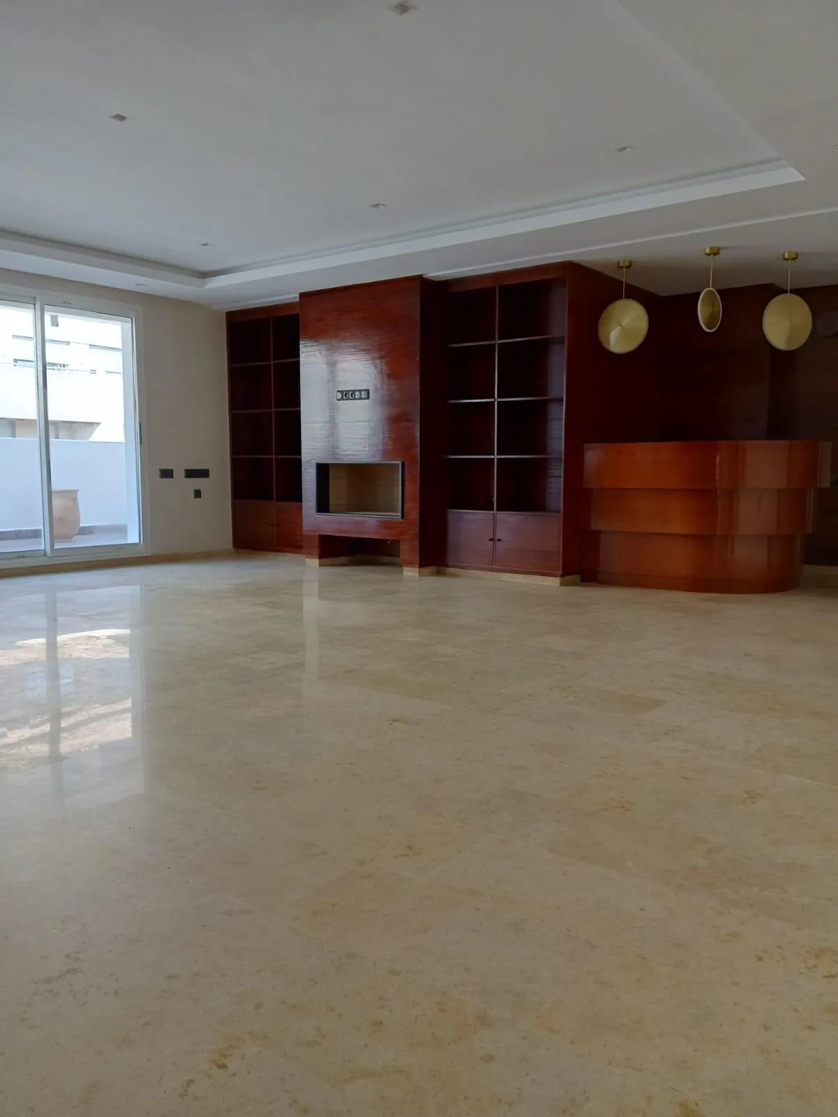 APPARTEMENT VIDE A LOUER GUATHIER - الدار البيضاء