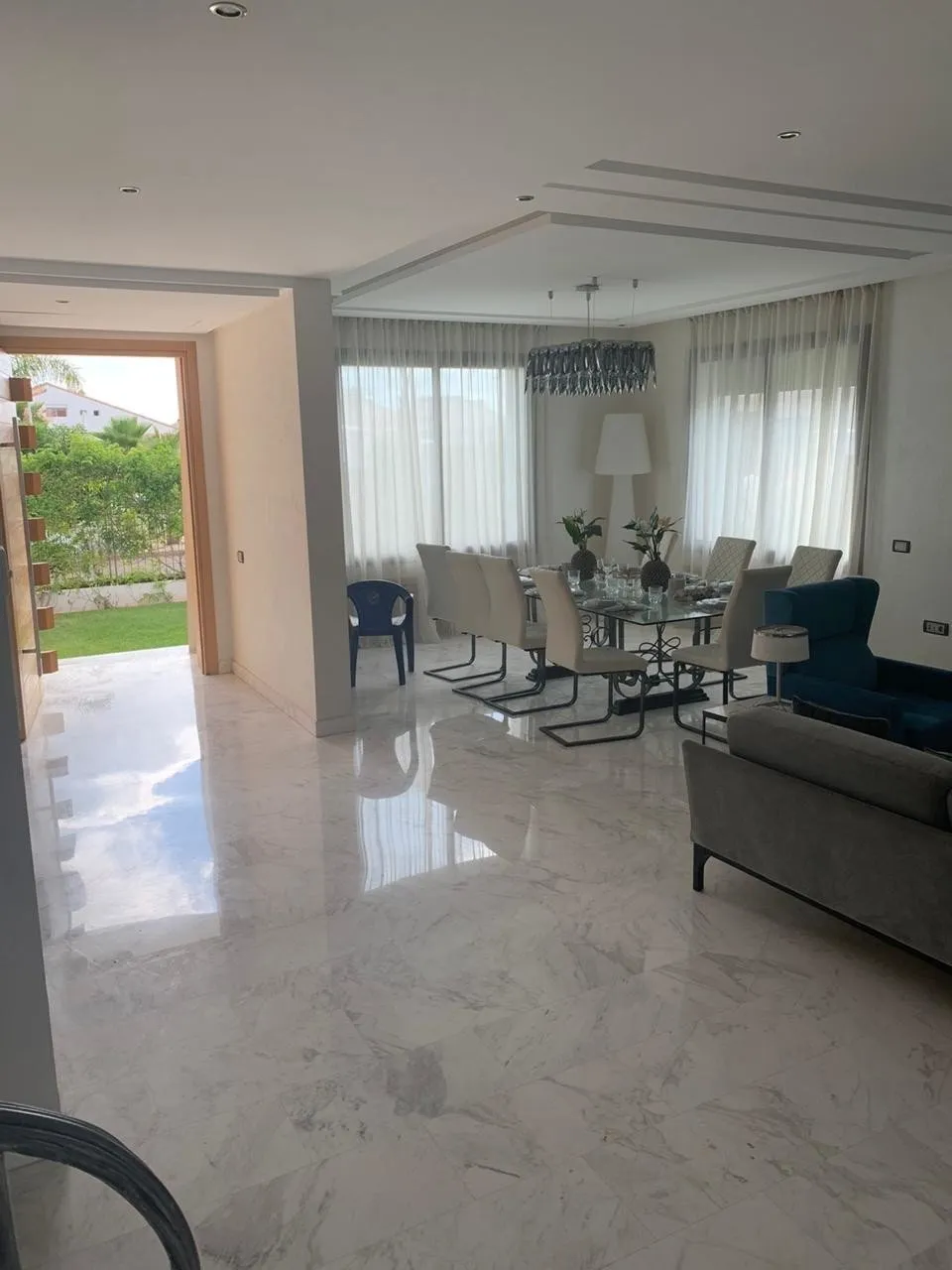 Villa haut de gamme avec piscine. - الدار البيضاء (2)