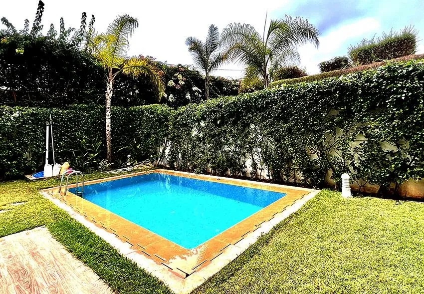 Appartement en rez-de-jardin avec piscine. - الدار البيضاء (3)