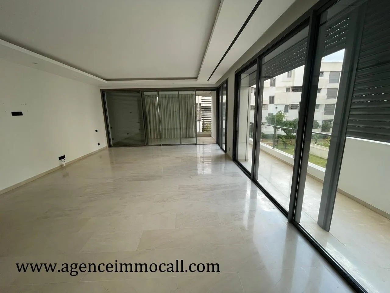 Appartement de luxe en location à souissi - الرباط (2)