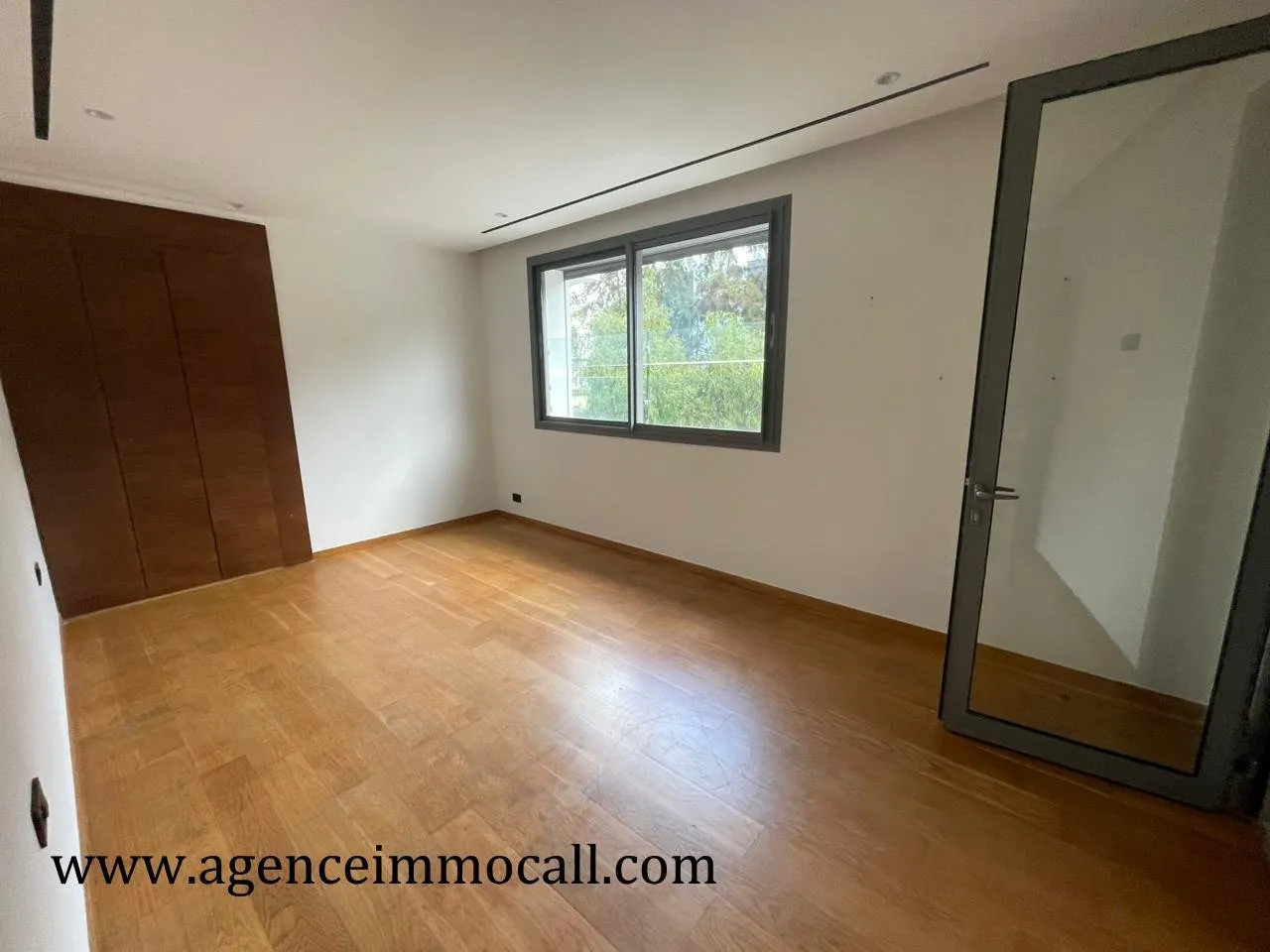 Appartement de luxe en location à souissi - الرباط (3)