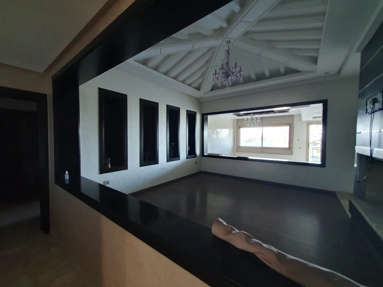 Bel Appartement avec grande terrasse à Hay Riad - الرباط
