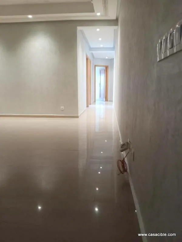 Centre ville: appartement vide 2 chambres. - الدار البيضاء (3)