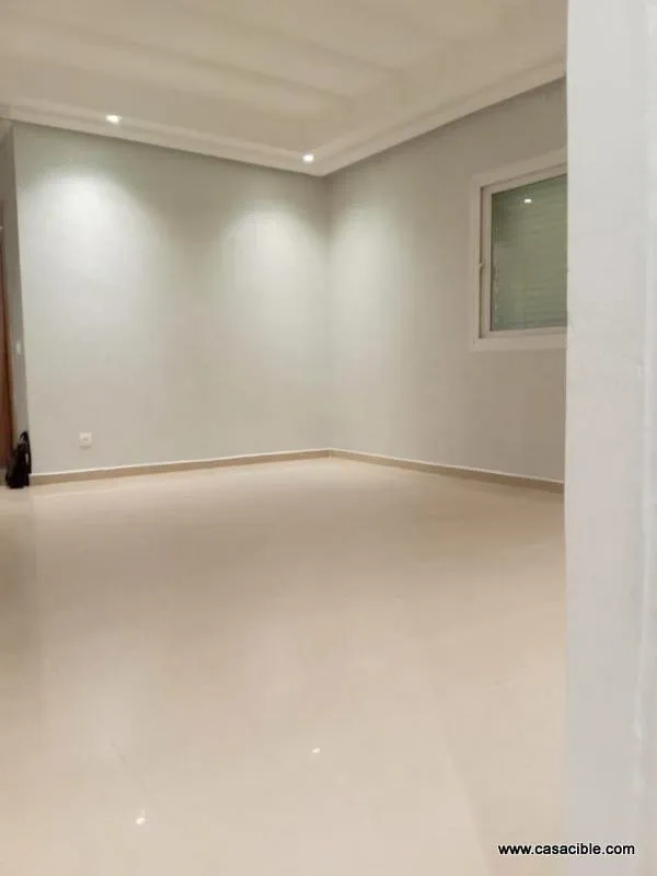 Centre ville: appartement vide 2 chambres. - الدار البيضاء (2)
