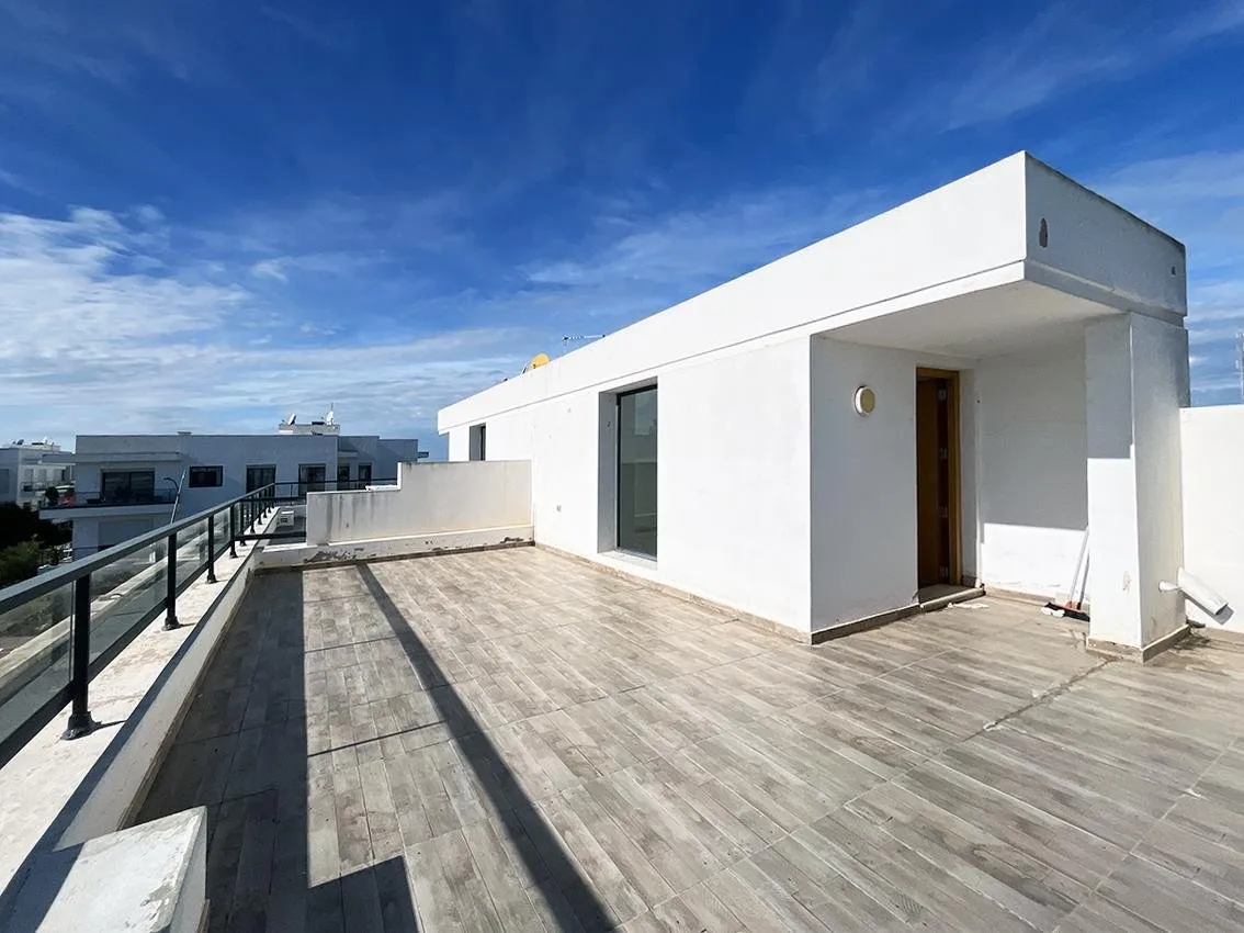Villa avec piscine en résidence sécurisée. - الدار البيضاء