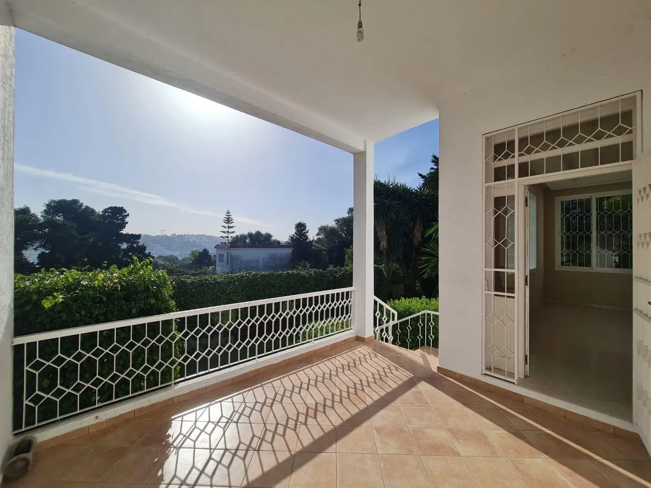 Villa indépendante 07 piéces à JBEL KBIR - طنجة