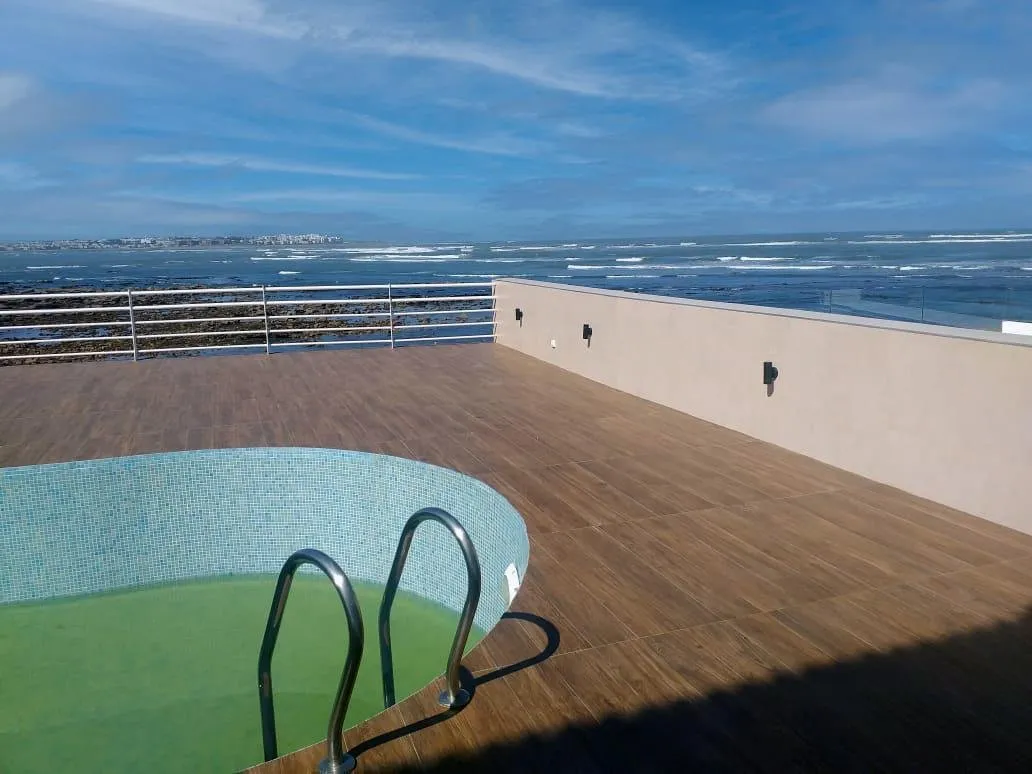 Villa pied dans l'eau, avec piscine - الدار البيضاء (3)