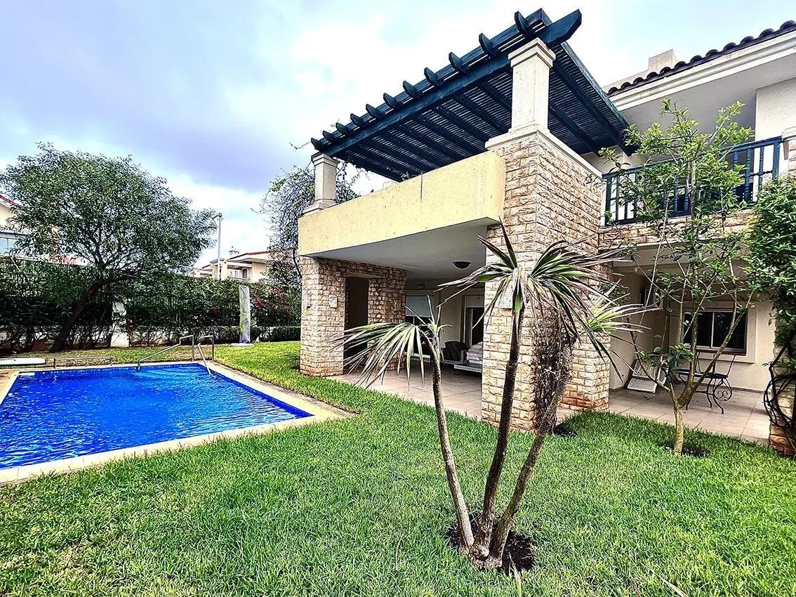 Villa meublée avec piscine, proche des plages. - الدار البيضاء (2)