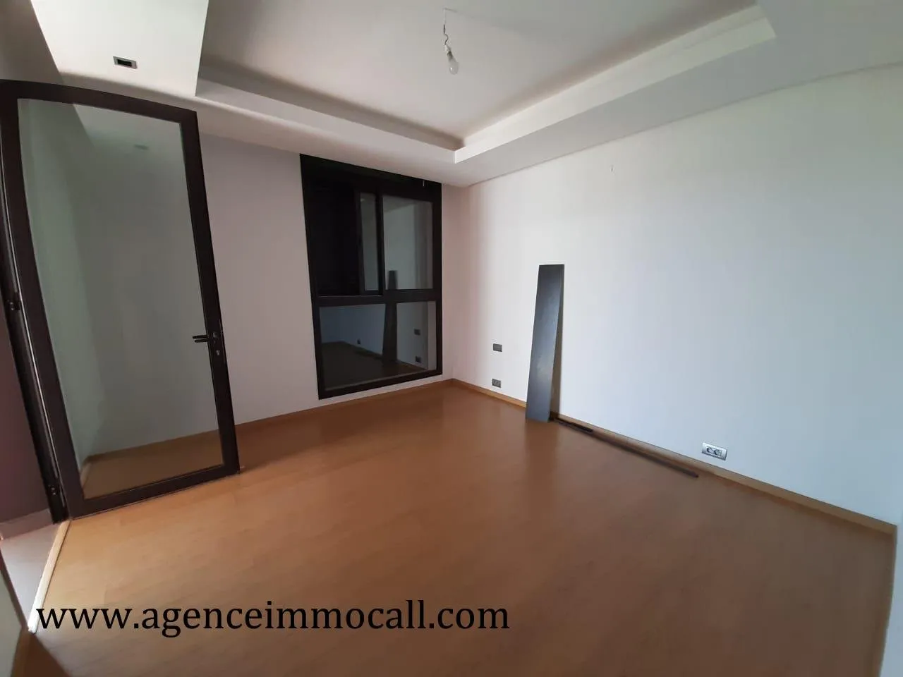 Superbe Appartement en Location situé à Souissi - الرباط (4)