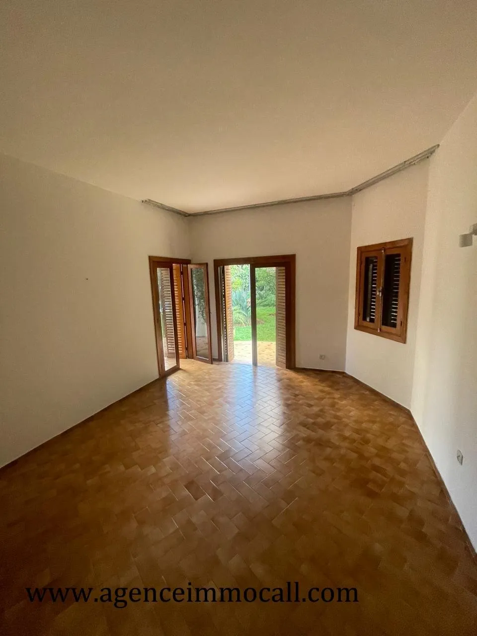 Splendide villa en location à SOUISSI - الرباط (2)