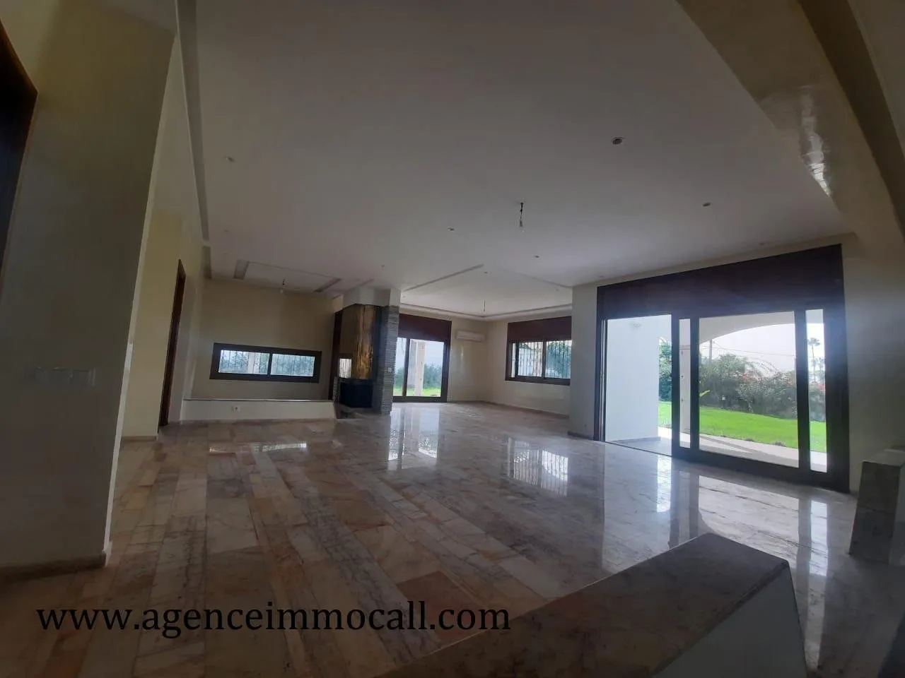 Villa de luxe à louer située à SOUISSI - Rabat - الرباط