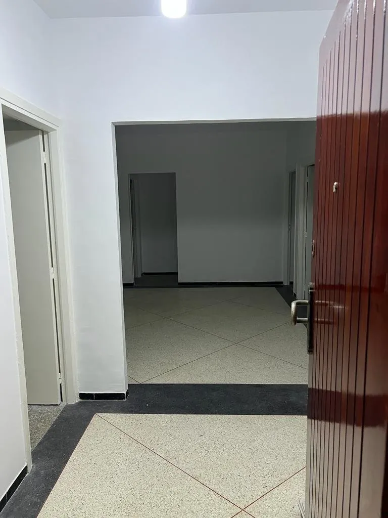 Joli appartement  bien situé à Hassan - الرباط (3)