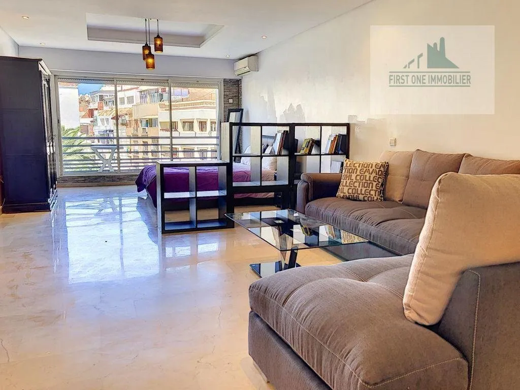 Grand studio Loft meublé 65 m² Anfa - الدار البيضاء (2)
