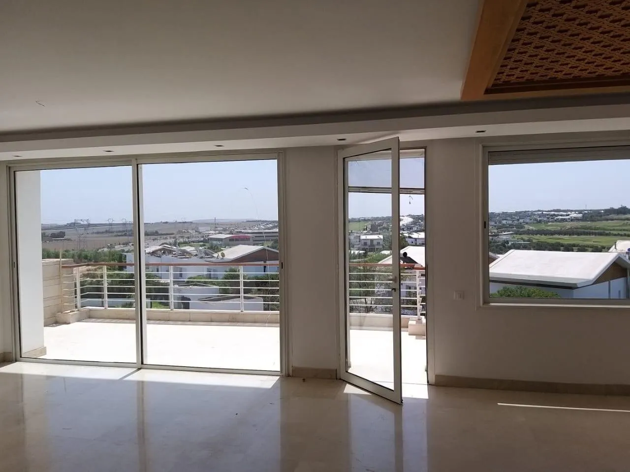 Location Appartement vide Bouskoura - الدار البيضاء