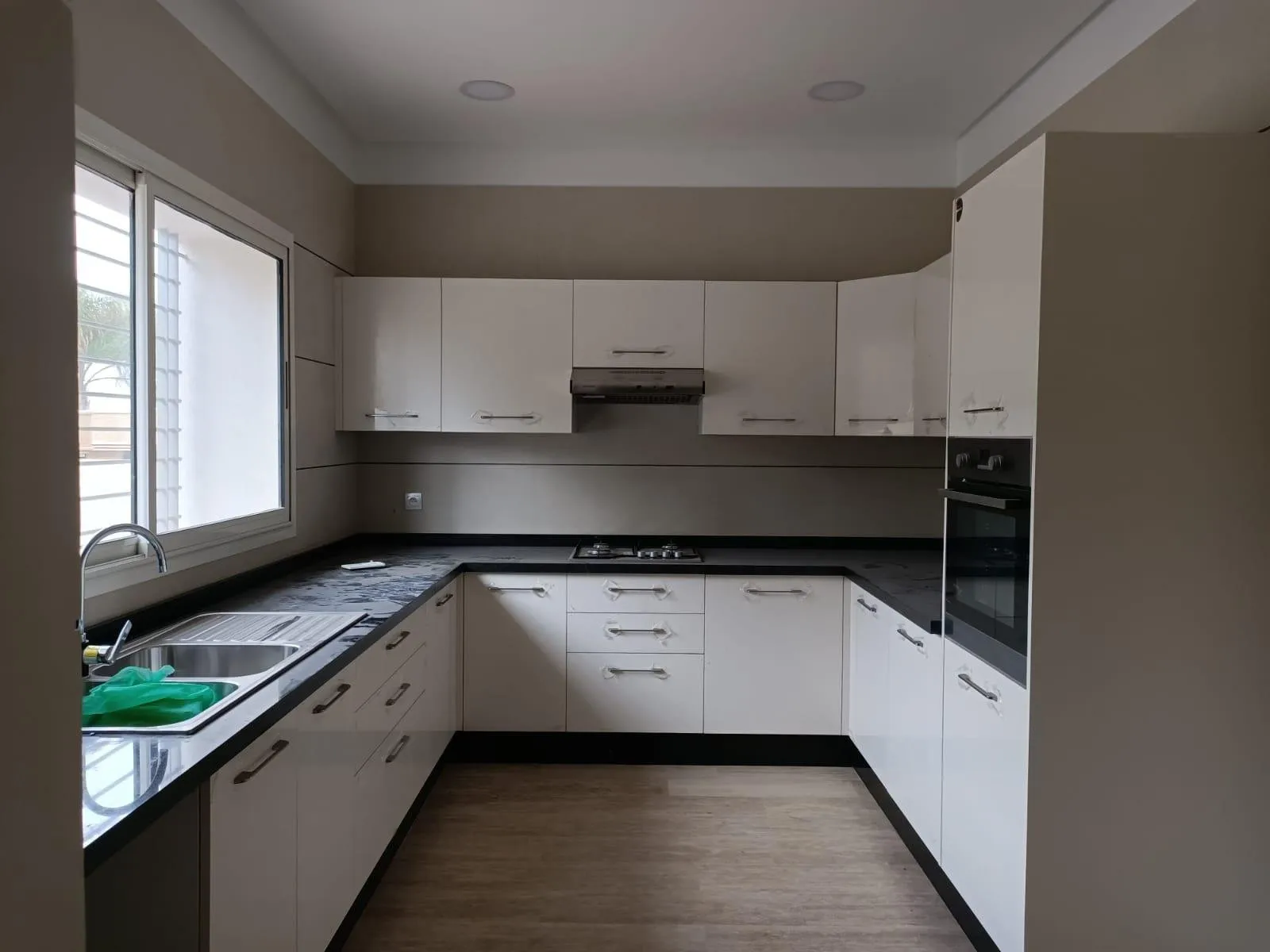 Location Villa Vide D'un Quartier à Nouaceur - الدار البيضاء (4)