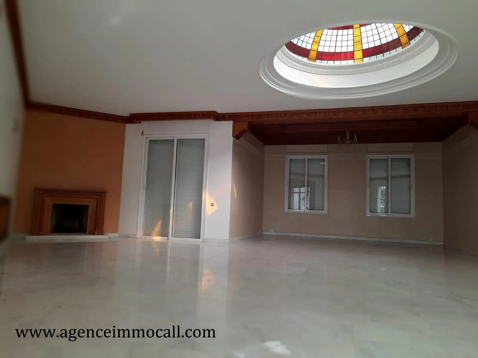 Villa à louer au quartier SOUISSI-Rabat - الرباط (2)