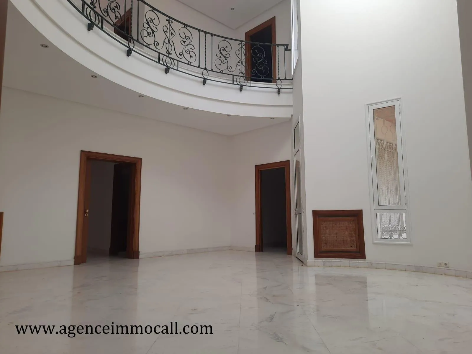 Villa à louer au quartier SOUISSI-Rabat - الرباط