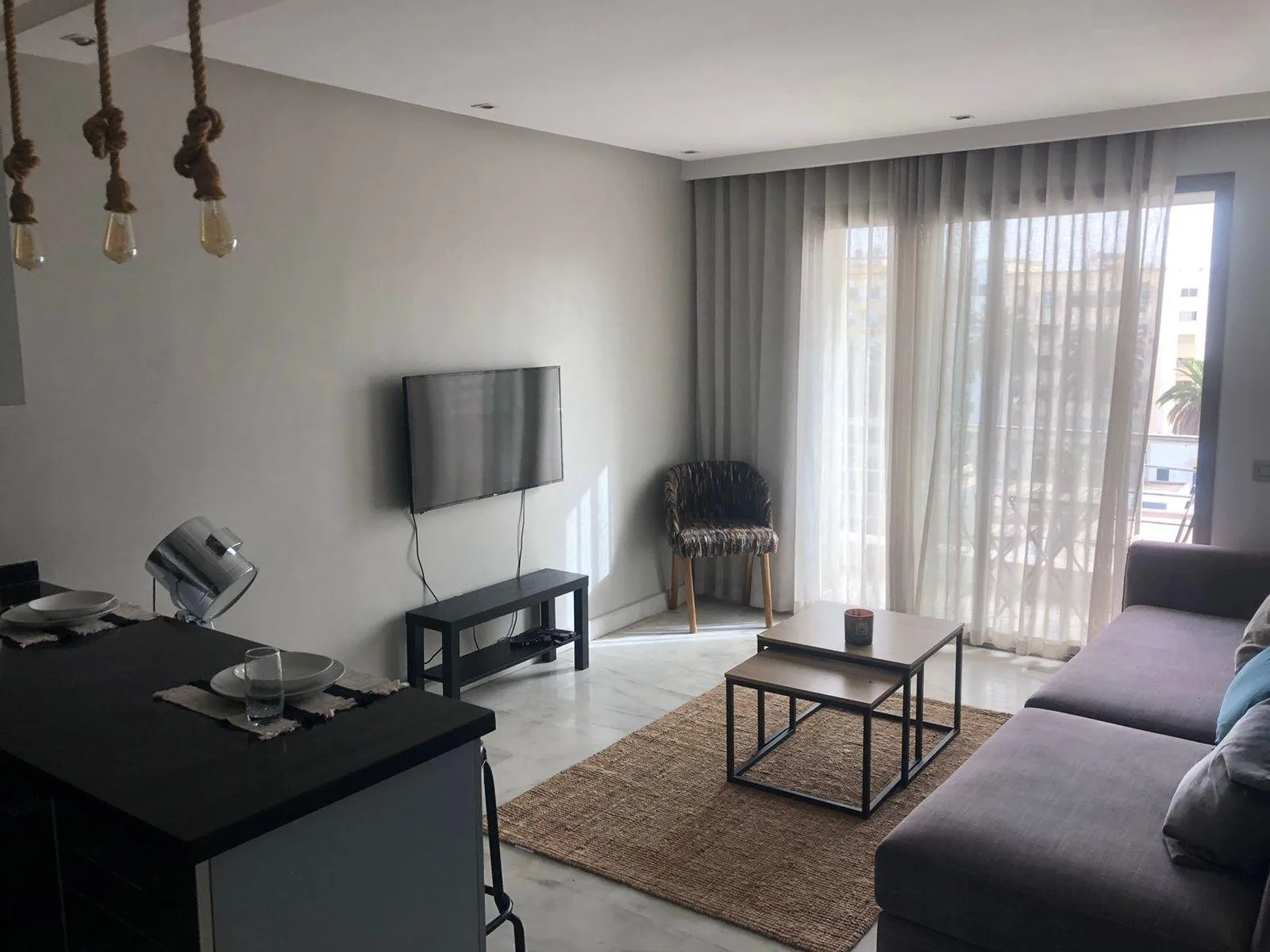 Beau Studio à louer, boulevard la corniche - الدار البيضاء (3)