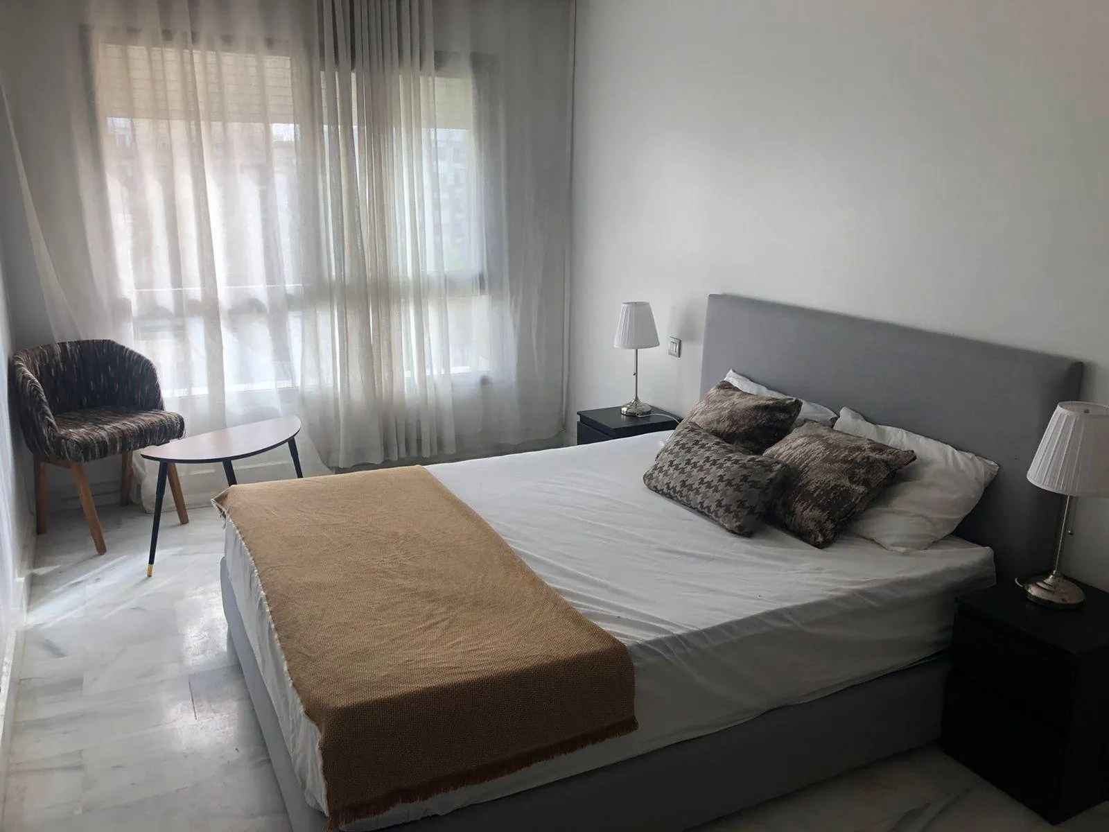 Beau Studio à louer, boulevard la corniche - الدار البيضاء (4)