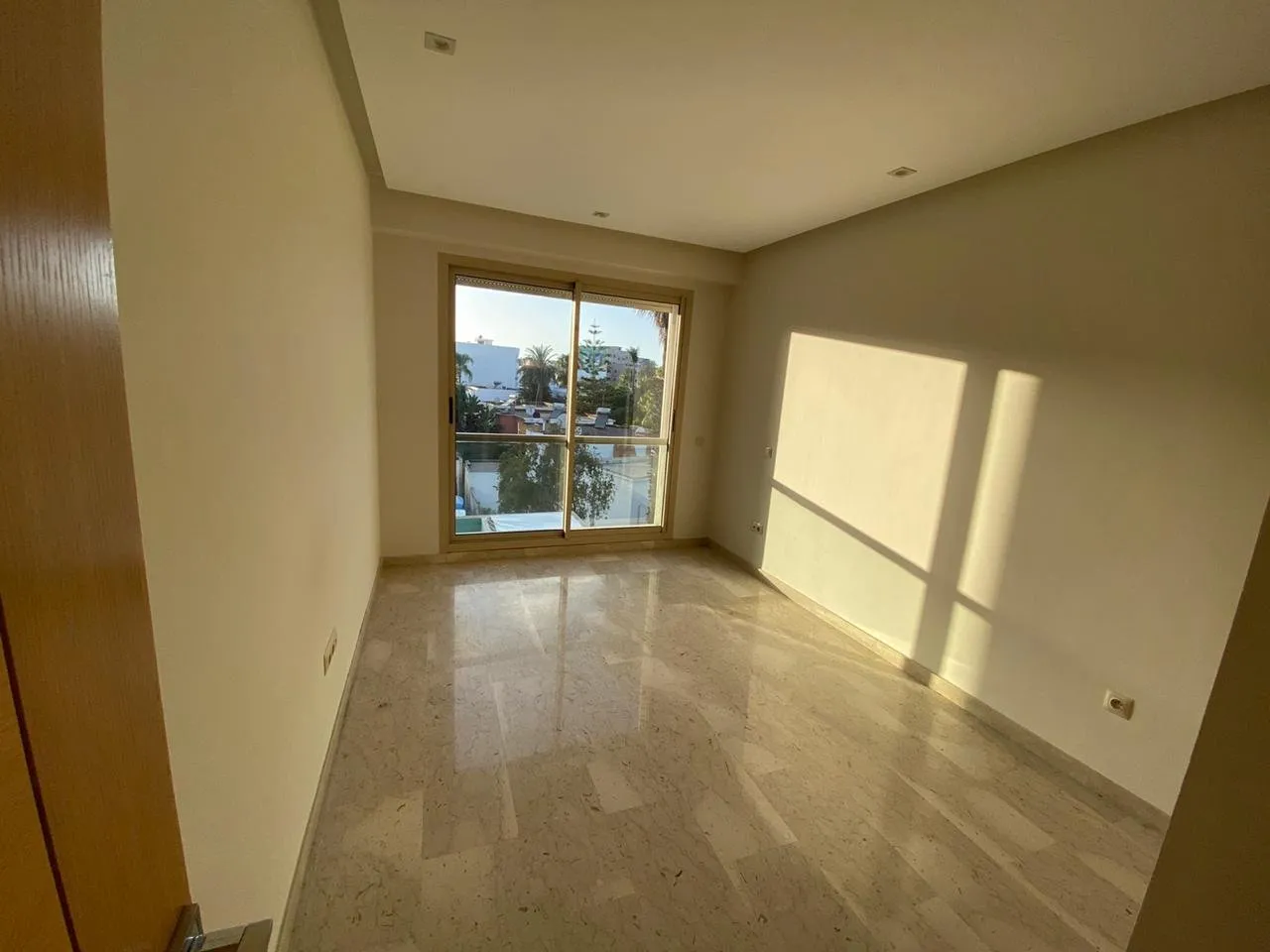 Location Studio Quartier Oasis Casablanca - الدار البيضاء