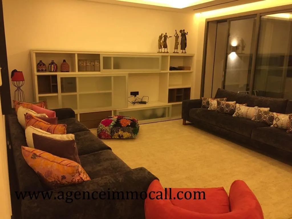 Bel appartement meublé en location à Souissi - الرباط (2)