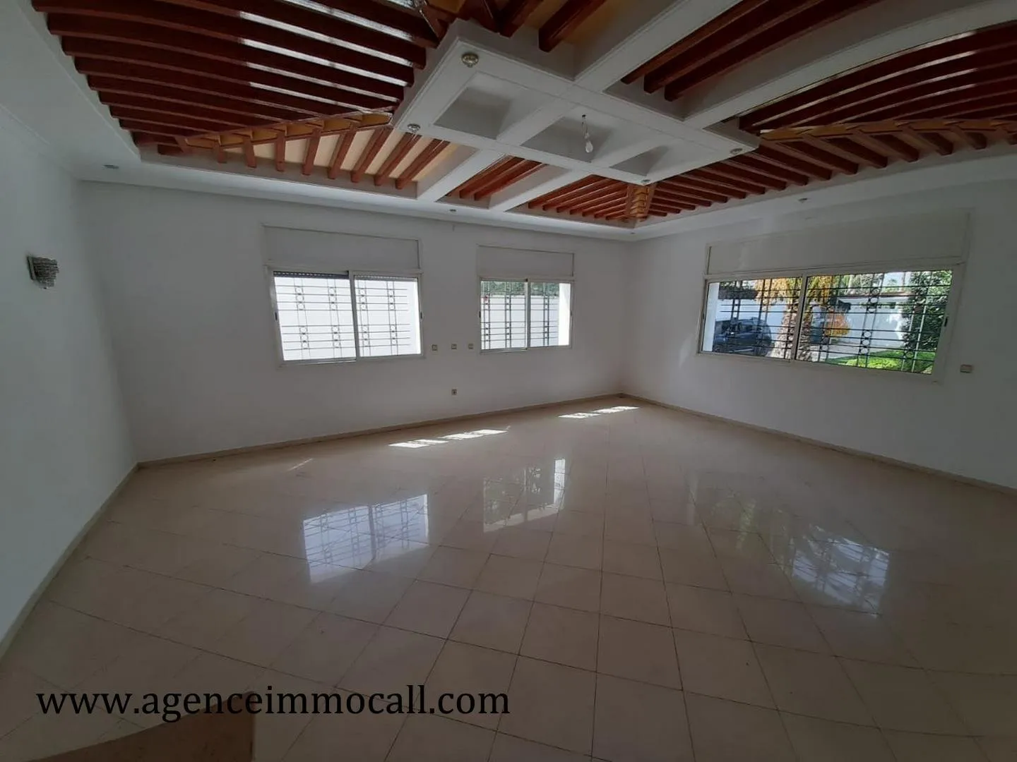 Villa avec Spacieux jardin à louer à Hay Riad - الرباط