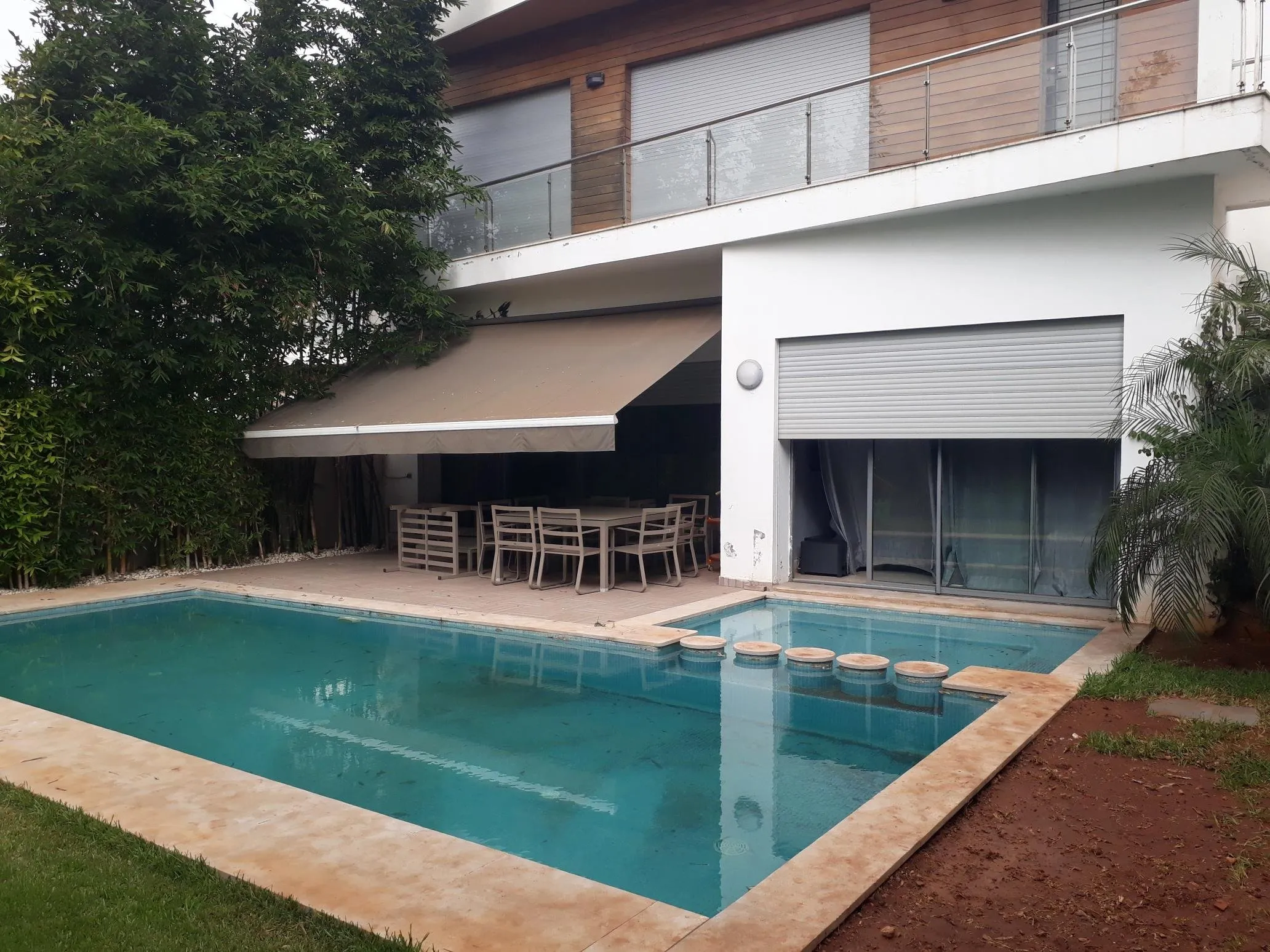 Location Villa Vide Quartier Ain Diab Casablanca - الدار البيضاء