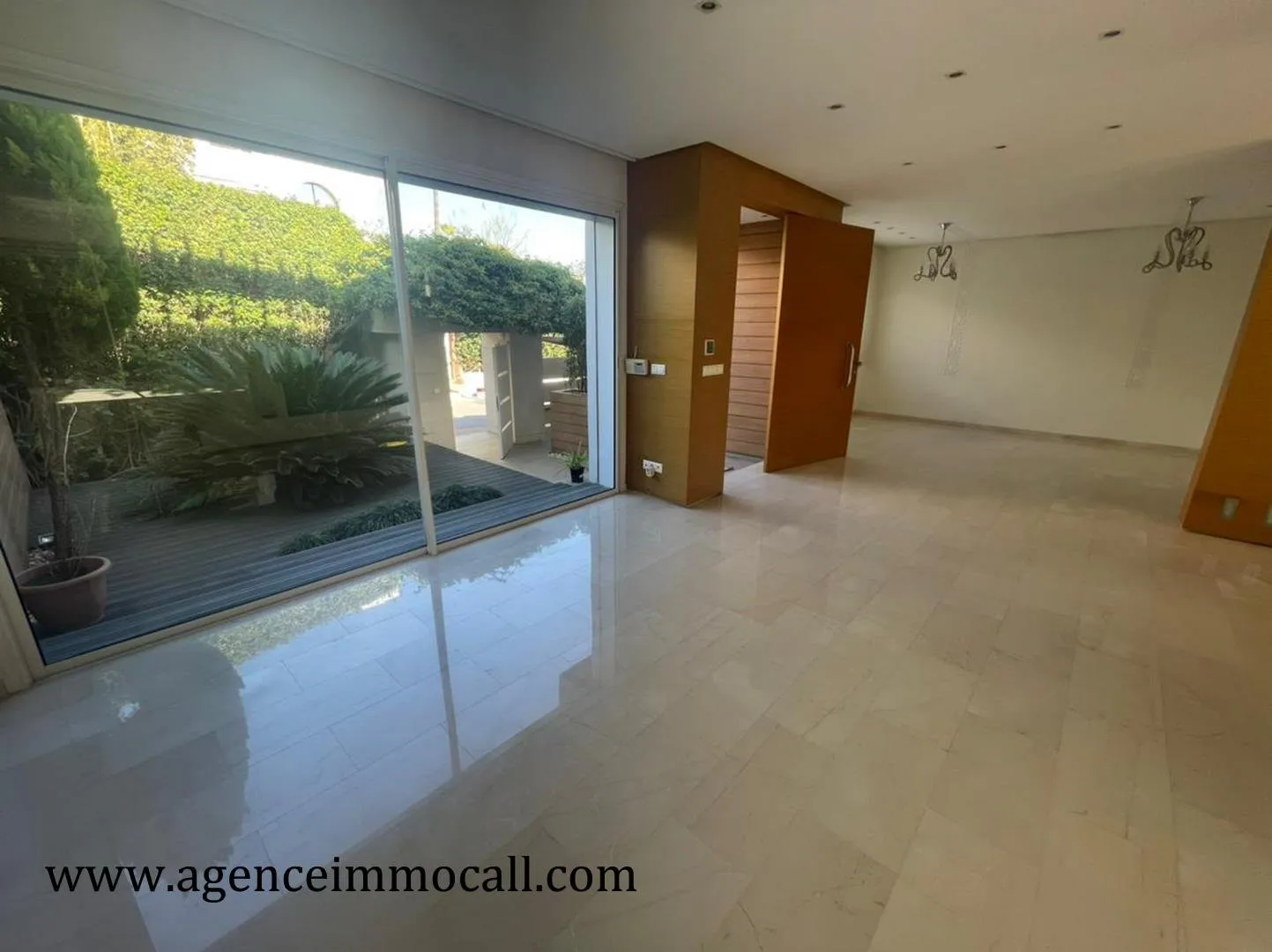 Villa en location à Hay Riad-Rabat - الرباط