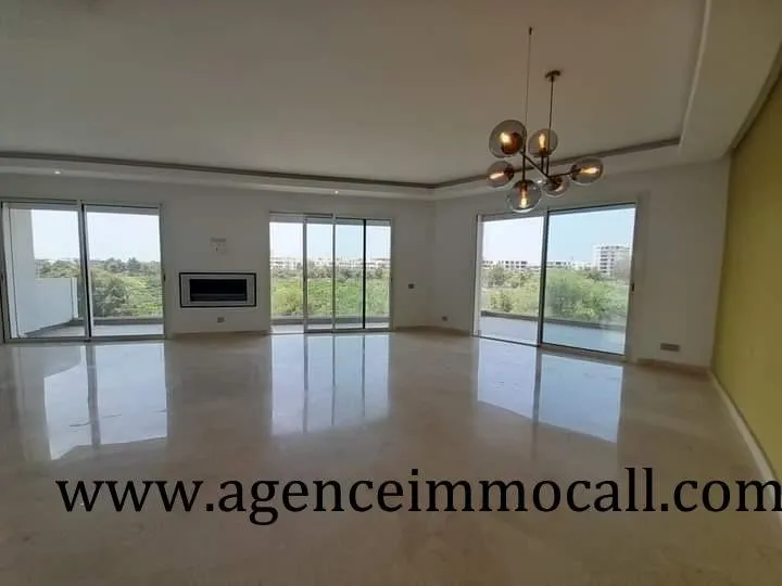 Bel appartement en location situer à SOUISSI - الرباط