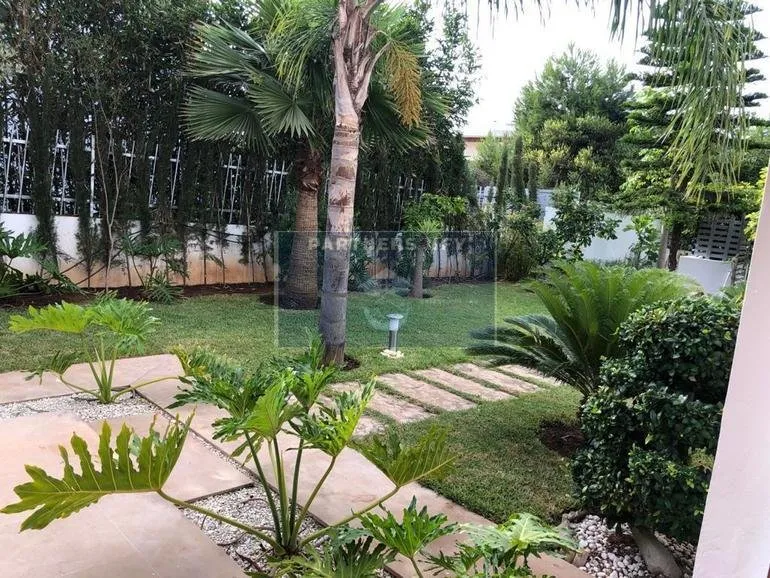 Villa moderne  á louer vide en plein Bouskoura ville verte - بوسكورة (3)