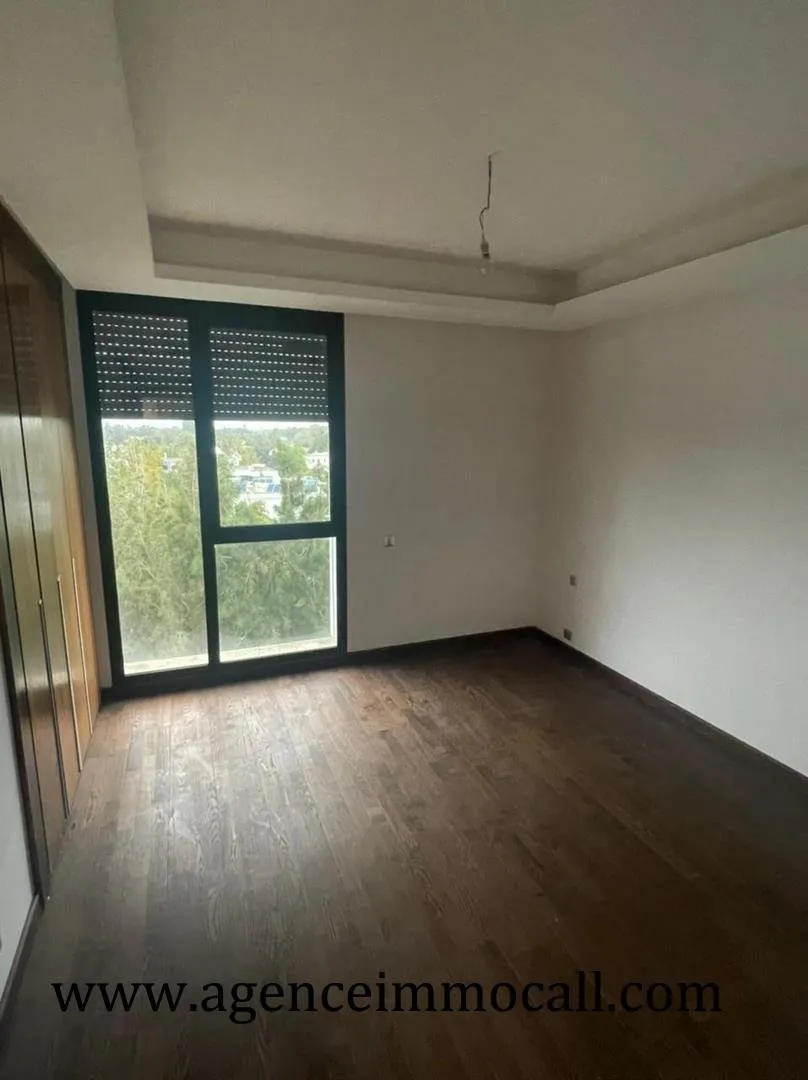 Appartement vide en location au quartier SOUISSI - الرباط (3)