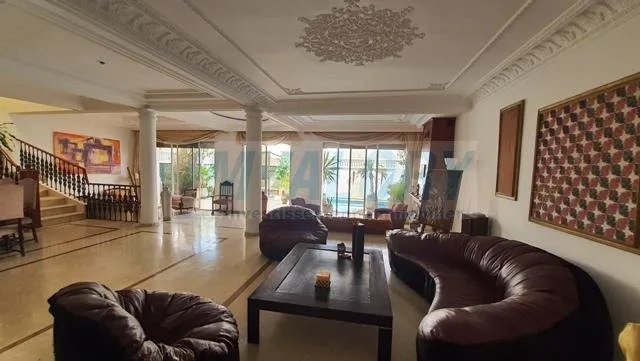 A Louer Villa 4 chb Ain Diab Piscine - الدار البيضاء (2)
