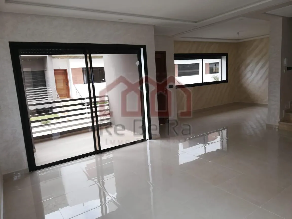 Bungalow avec 3 Façades et bien ensoleillé à Hahoura - تمارة (3)