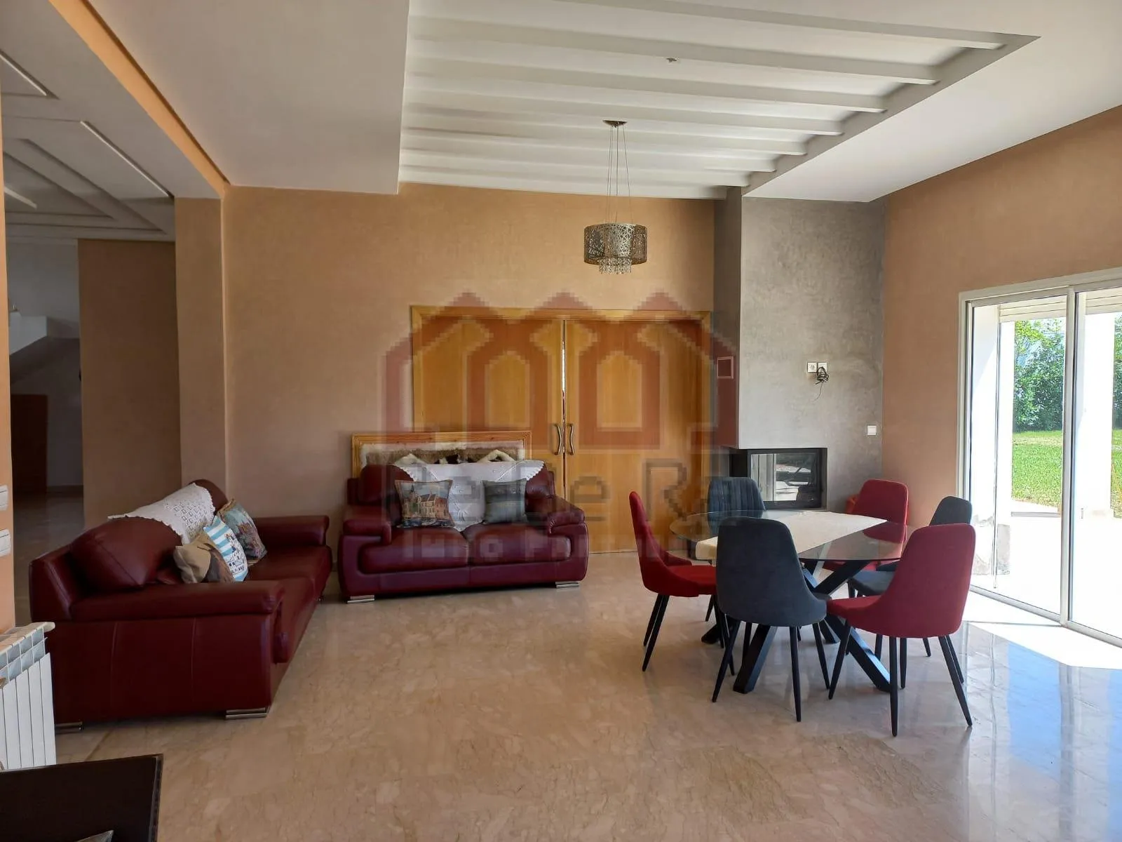 Très jolie Villa à louer avec piscine au quartier vieux marocain - تمارة