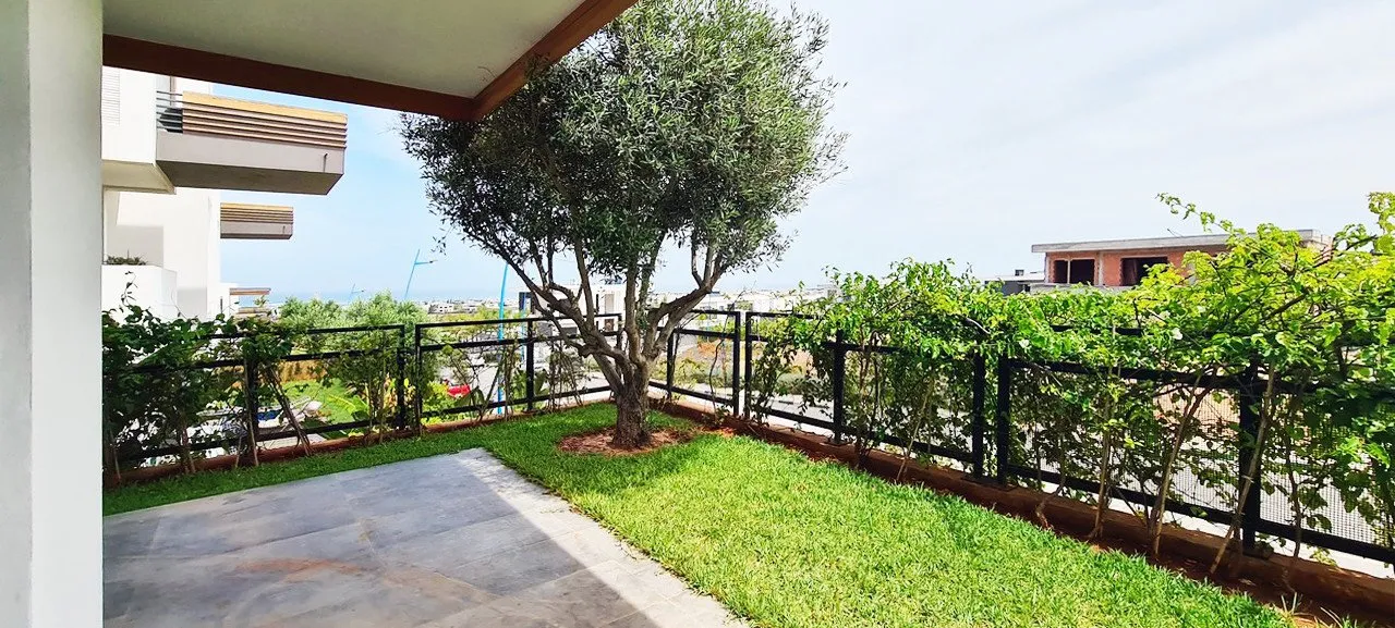 Triplex, 5 chambres meublées, résidence sécurisée - الدار البيضاء