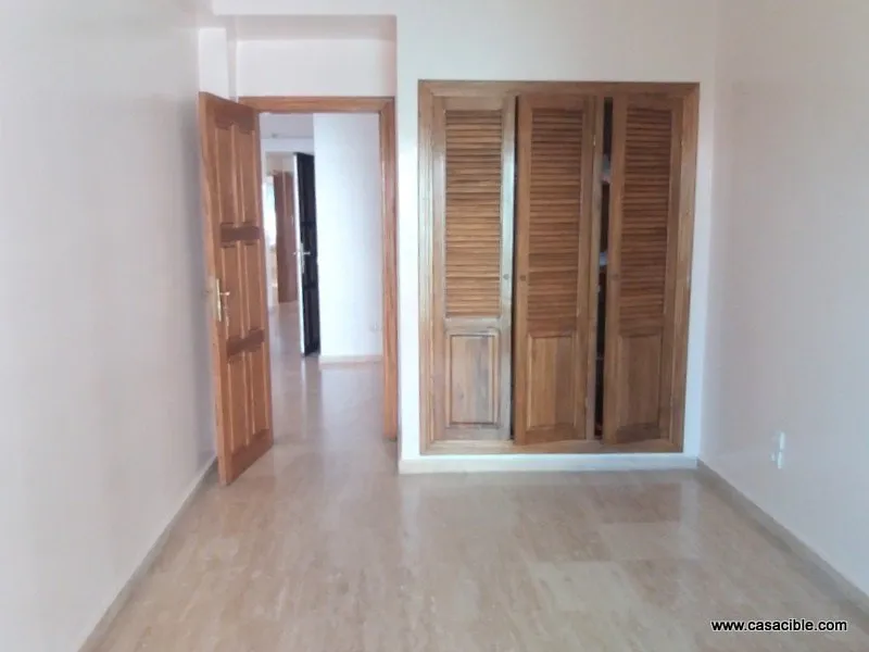 Palmier : Appartement de  4 chambres terrasse et  Balcon - الدار البيضاء (3)