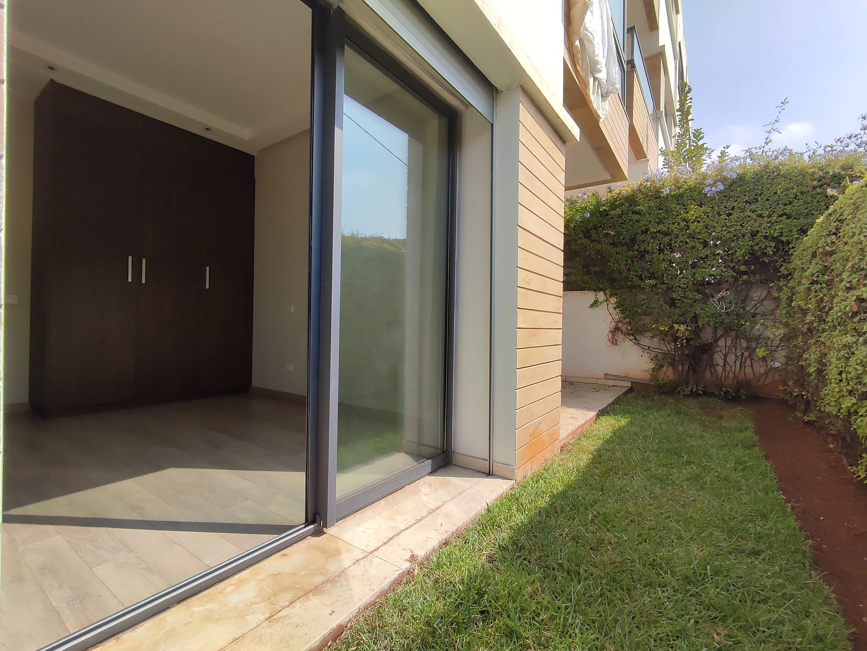 Très bel appartement lumineux, spacieux - الدار البيضاء (4)