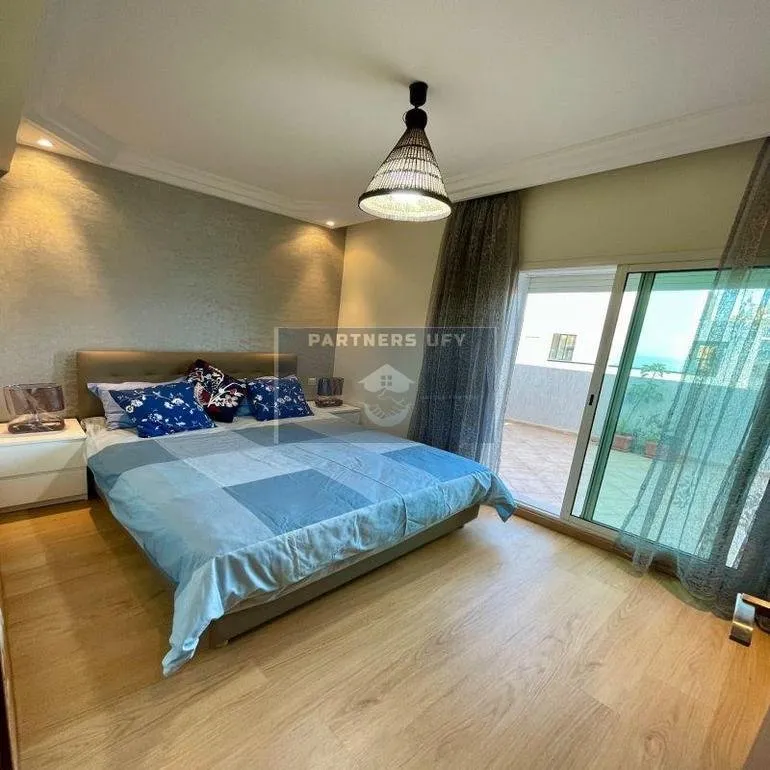 Joli appartement à louer  meublé avec une belle terrasse á Gauthier - الدار البيضاء (3)