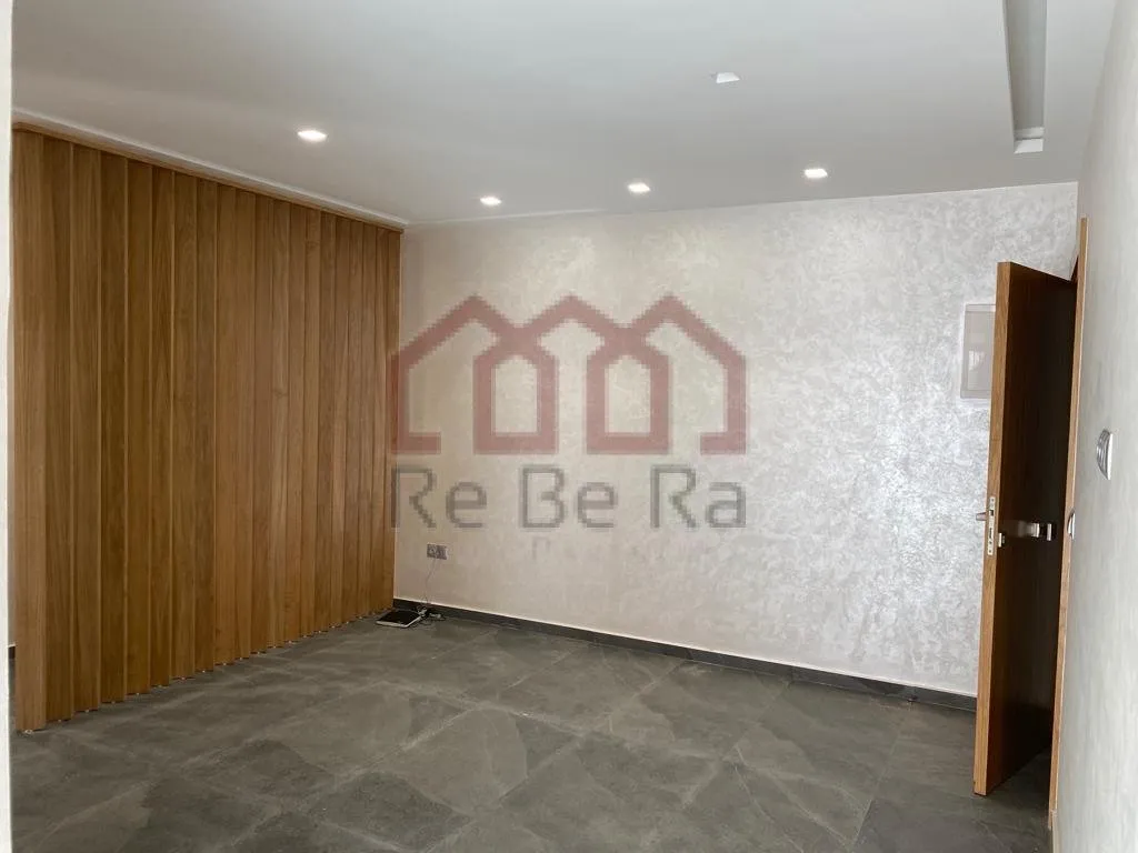 Bel appartement refait à neuf bien situé à l'agdal - فاس