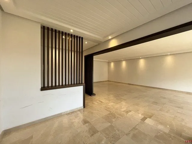 Très bel appartement 3 chambres - الدار البيضاء (2)