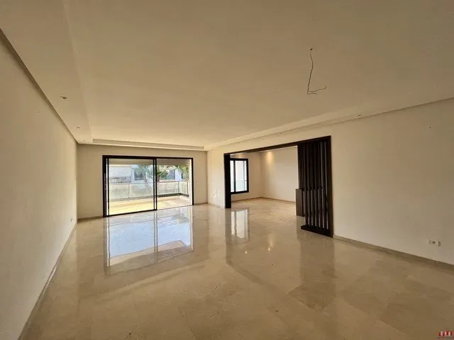 Très bel appartement 3 chambres - الدار البيضاء