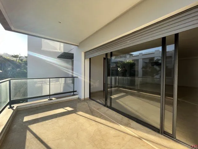 Très bel appartement 3 chambres - الدار البيضاء (4)