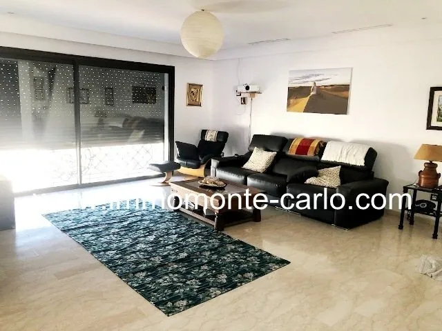 Location appartement avec terrasse sans vis-à-vis à Hassan Rabat. - الرباط