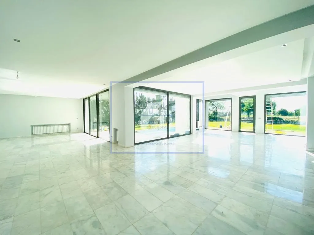 BOUSKOURA-LOCATION-VILLA-JARDIN-PISCINE - الدار البيضاء