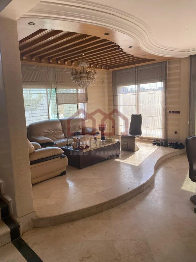 Villa avec piscine - الرباط