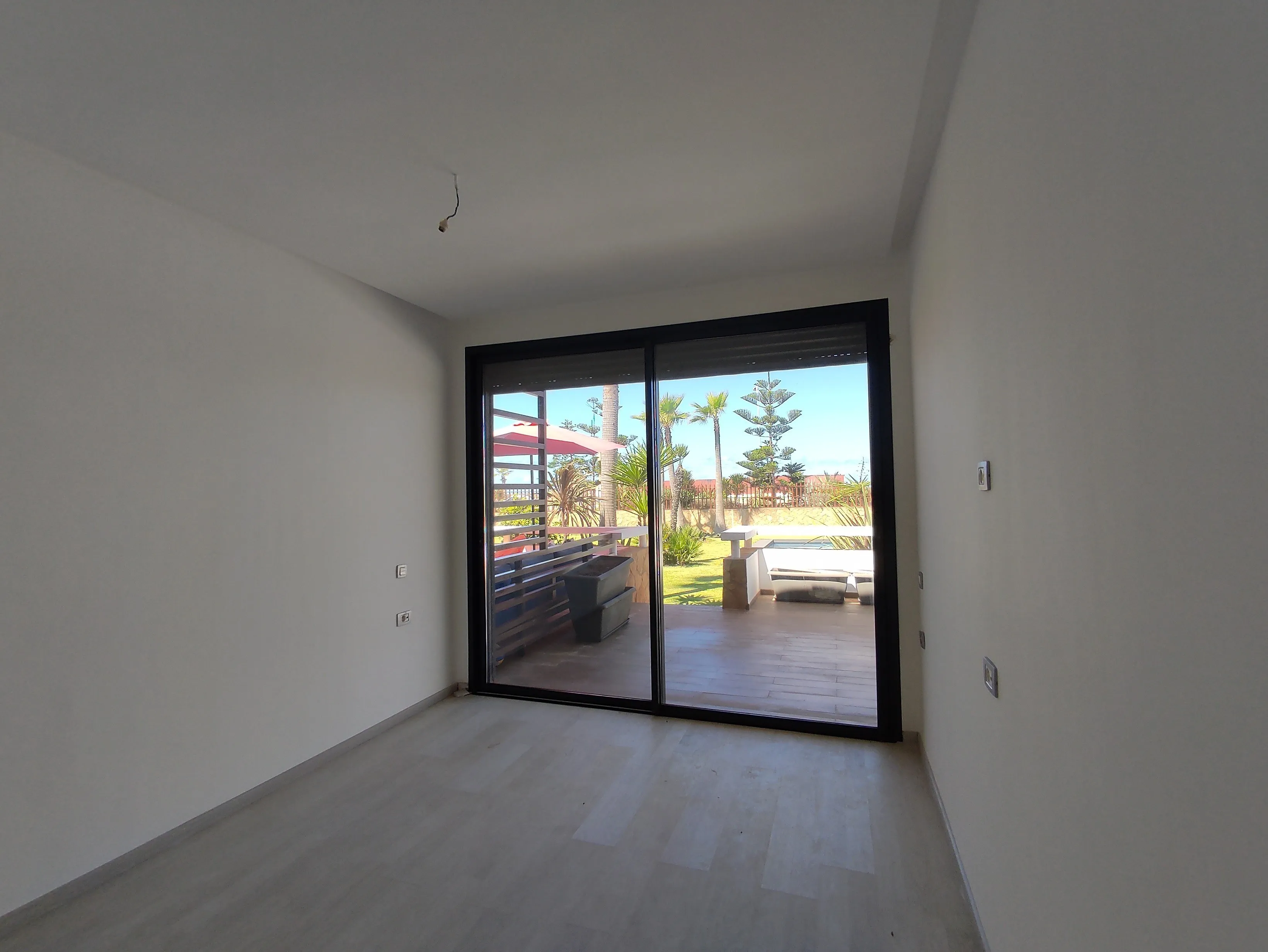Appartement coup de coeur en résidence sécurisée. - الدار البيضاء (2)