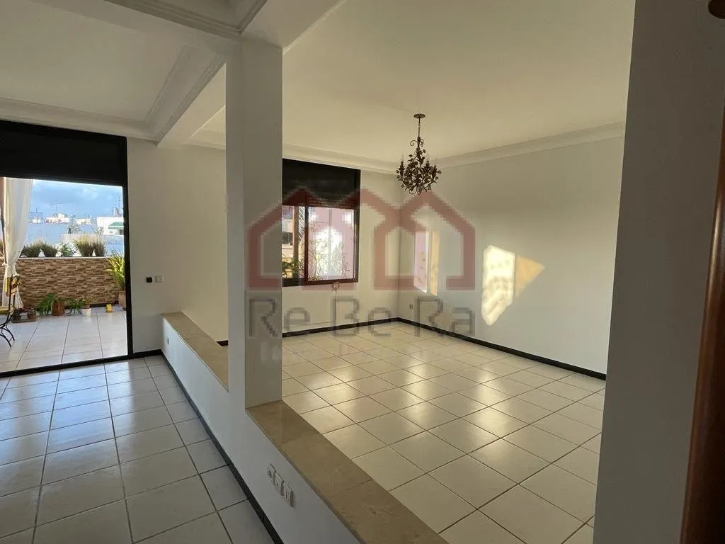 Coquet appartement avec une belle terrasse - فاس (2)