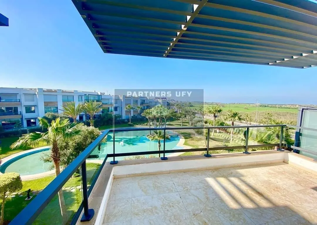 LOCATION D'UN MAGNIFIQUE  ET LUXUEUX  APPARTEMENT SUR LA ROUTE D'AZEMMOUR - الدار البيضاء