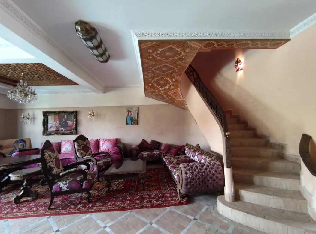 VILLA SUR LA PALMERAIE MEUBLEE - مراكش